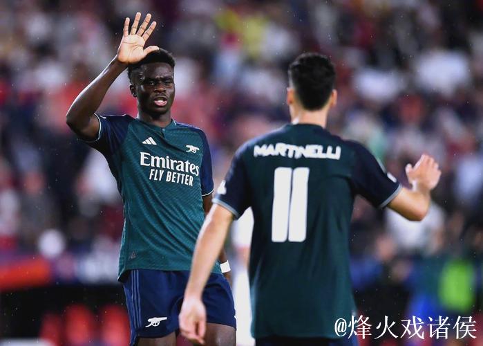 富安健洋周二接受体检，接近加盟阿贾克斯