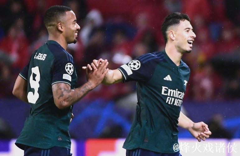 富安健洋周二接受体检，接近加盟阿贾克斯